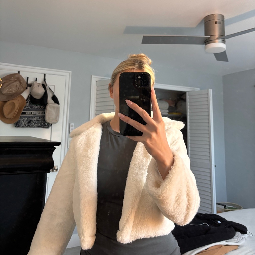 Women’s Cream Teddy Jacket Faux Fur Cropped Coat